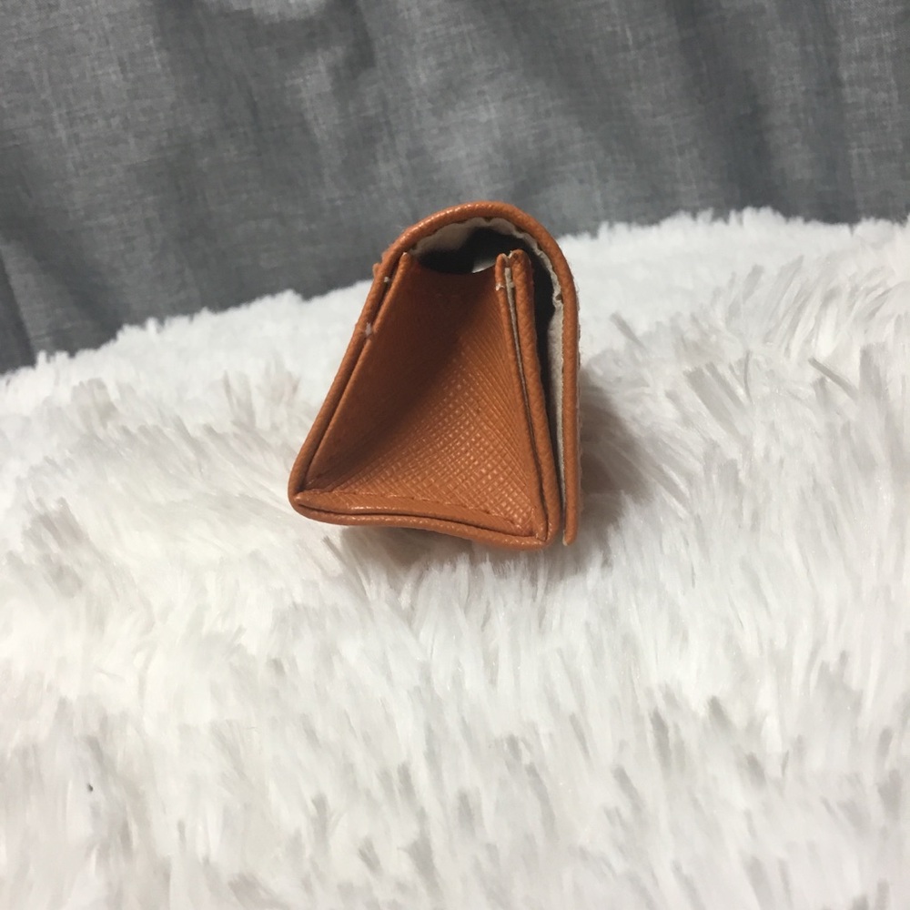 Tory Burch Case - Picture 3 of 7